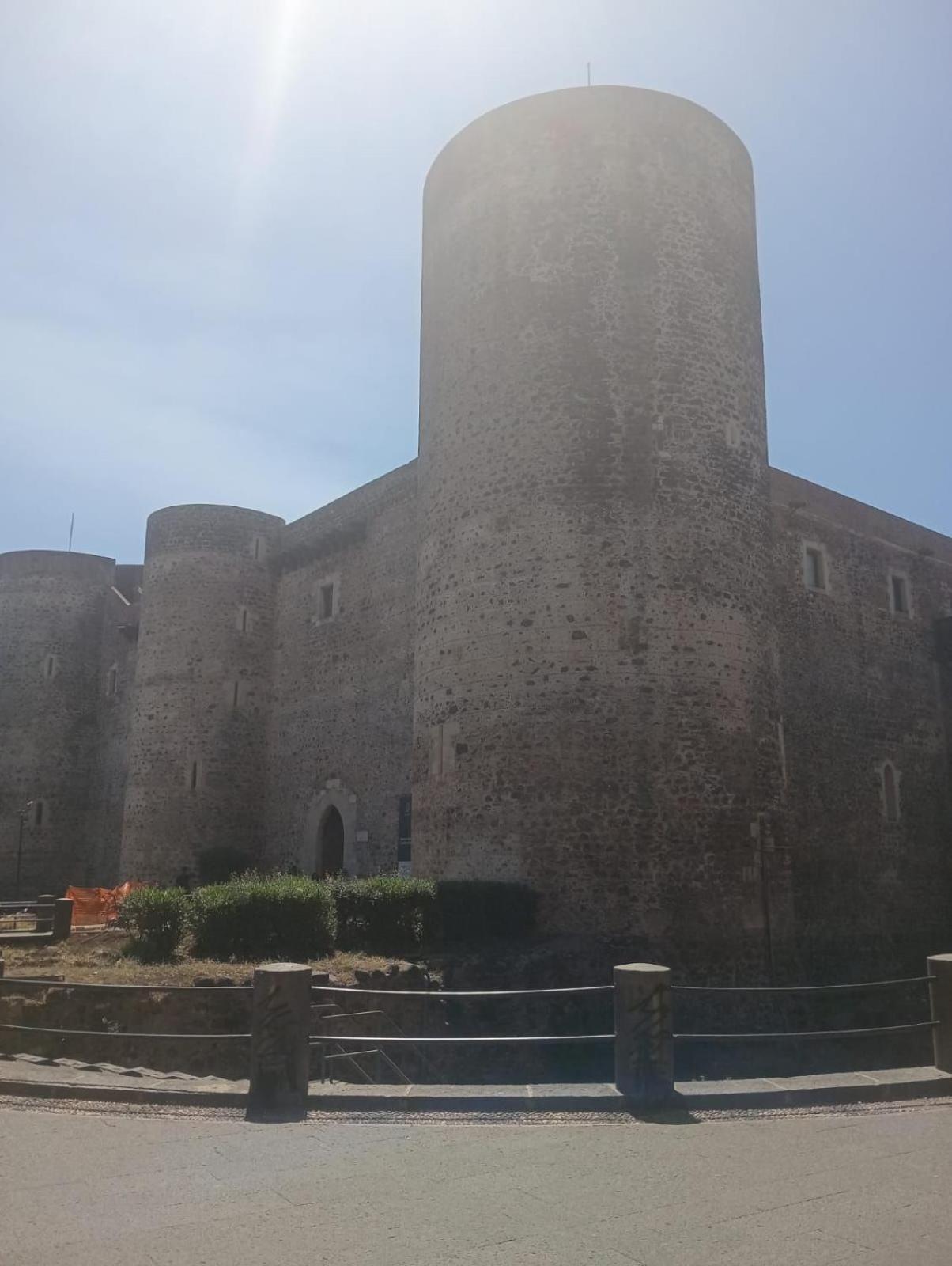 Il Castello Di Patty Catânia Exterior foto
